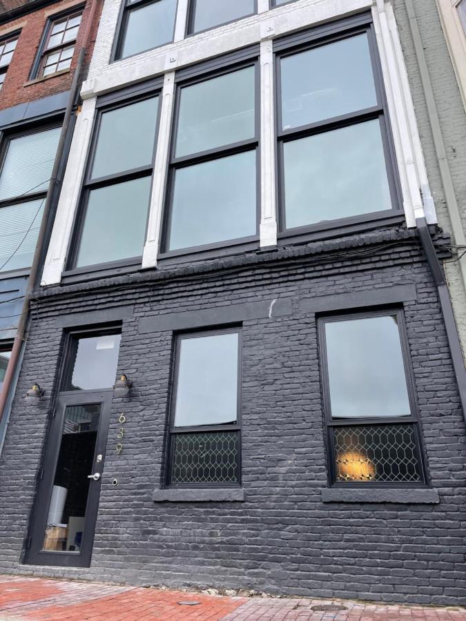 Lou-city Penthouse Suite! Savor Life With Hollyhock Apartment Louisville