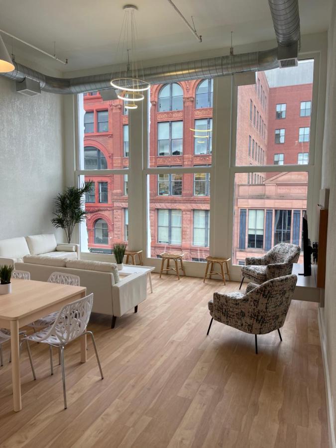 Apartment Lou-city Penthouse Suite! Savor Life With Hollyhock